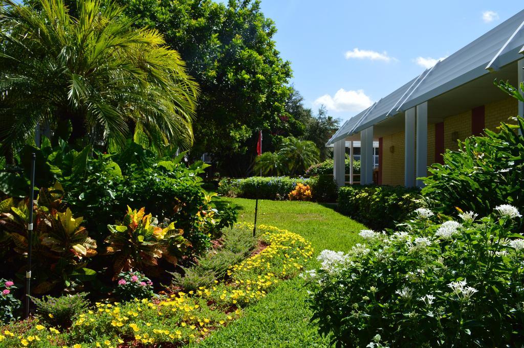 Collins Hotel North Naples Εξωτερικό φωτογραφία