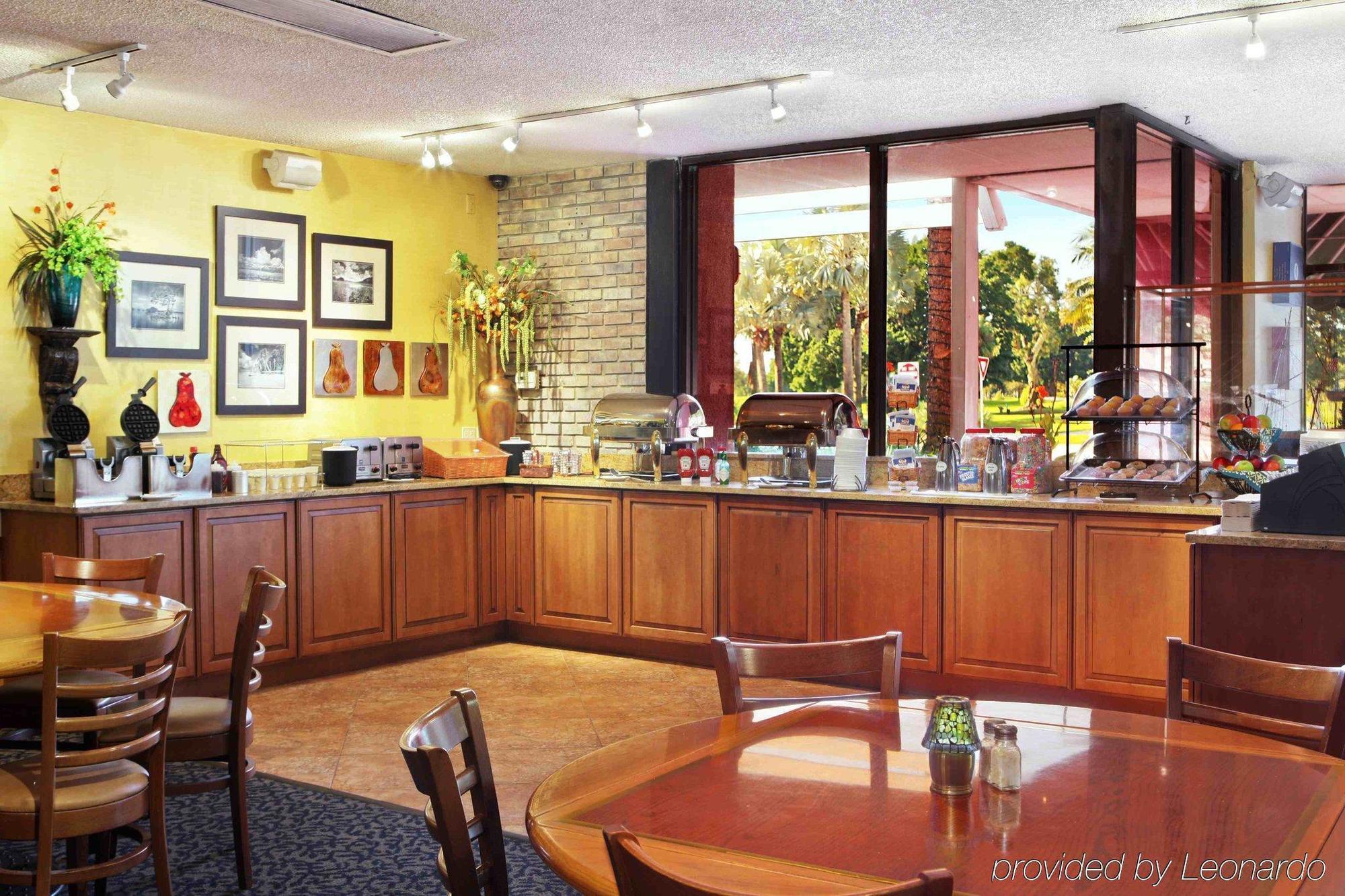 Collins Hotel North Naples Εξωτερικό φωτογραφία
