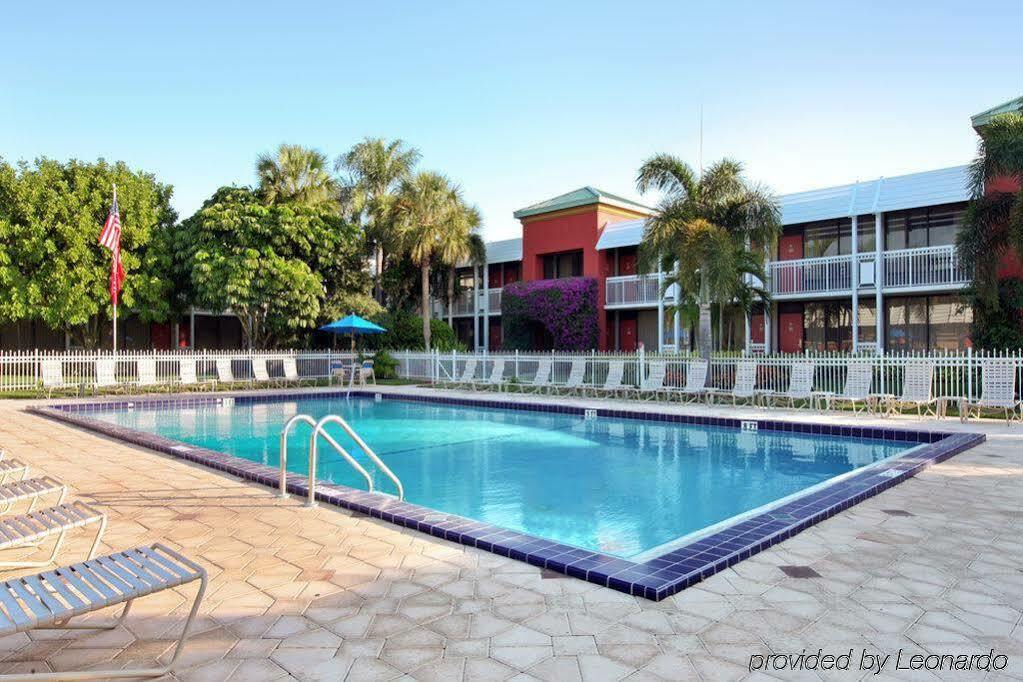 Collins Hotel North Naples Εξωτερικό φωτογραφία